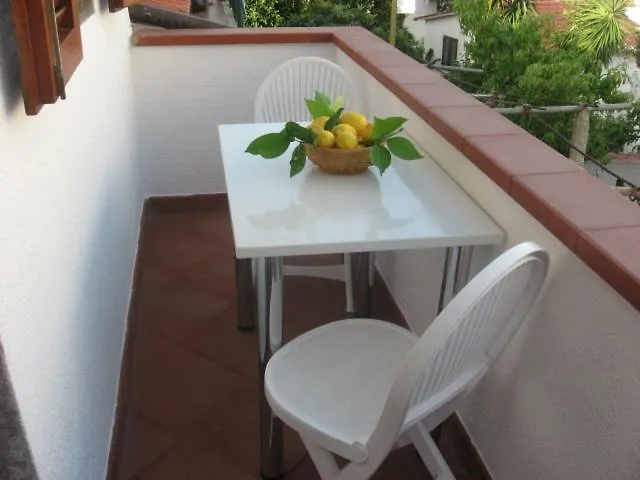 Il Mandarino * Pomonte